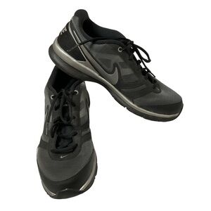 Nike Training Total Core TR2 Size 9.5